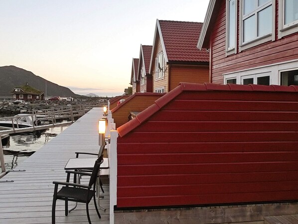 House | Lake view - Holiday Home in Gursken (Sande)