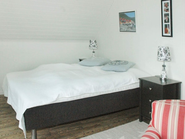 4 chambres, ameublement personnalisé