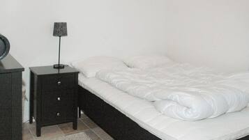 House | 4 bedrooms, individually furnished