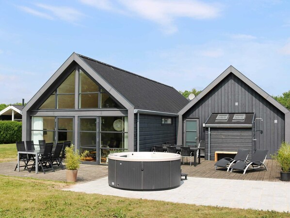 House | Exterior