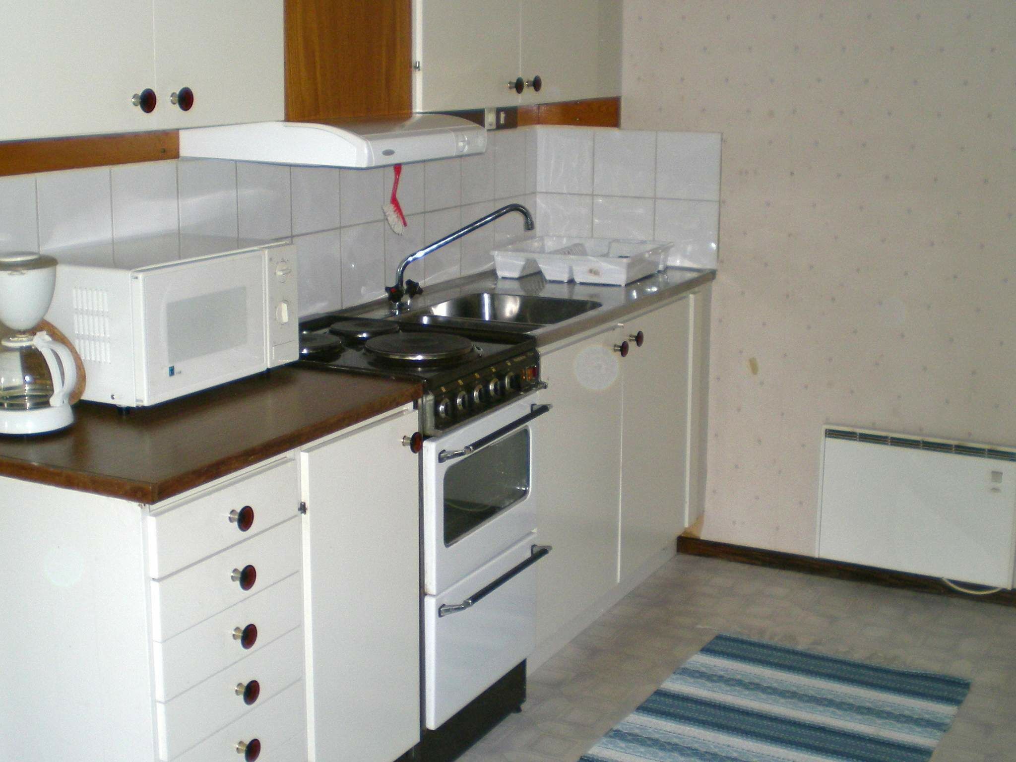 Fridge, microwave, coffee/tea maker