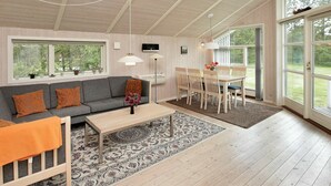 Unclassified image, 5 of 17, button - Cozy Holiday Home in Oksbøl With Terrrace (Oksbol)