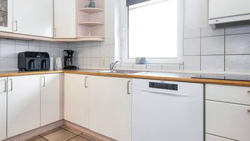 House | Private kitchen | Highchair