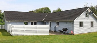 Elite Holiday Home in Vinderup With Private Pool