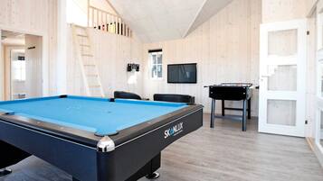 House | Games room