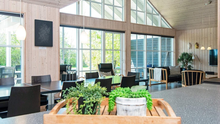 Luxury Beach House With Pool