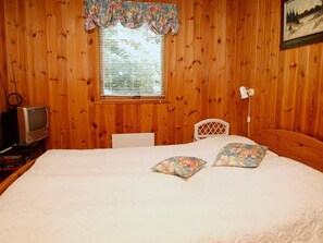 2 Schlafzimmer, Babybetten