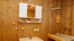 Unclassified image, 4 of 20, button - Sunlit Holiday Home in Hals With Sauna (Hals)