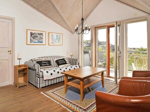 Living area - Holiday Home in SkÃ¤rhamn (Skaerhamn)