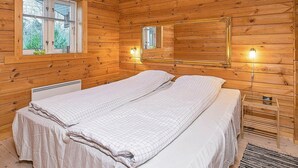 4 makuuhuonetta, vauvansängyt