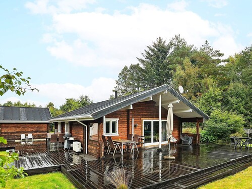 6 Person Holiday Home in Saeby