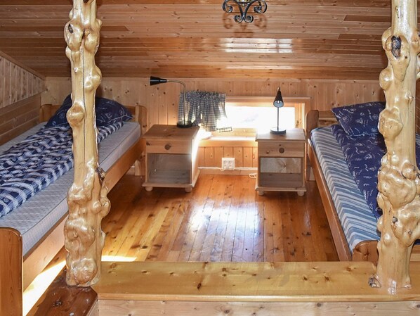 4 bedrooms, individually furnished