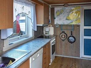 House | Private kitchen - 6 Person Holiday Home in Oksvoll-by Traum (Orland)