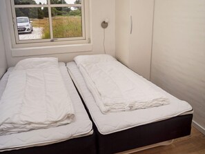 4 bedrooms