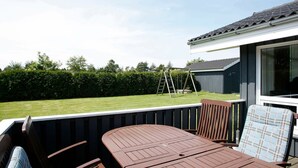 Balcony - Comfy Holiday Home in Hals With Whirlpool (Hals)