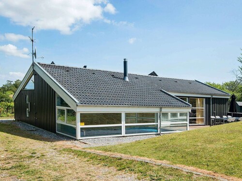Fabulous Holiday Home in Ebeltoft With Indoor Pool