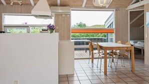 Dining - Fabulous Holiday Home in Ebeltoft With Indoor Pool (Ebeltoft)