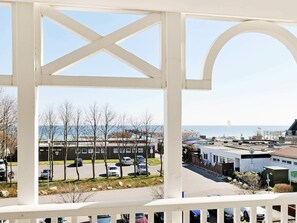 Apartment | Water view
