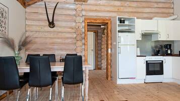 Fridge, stovetop, dishwasher, coffee/tea maker