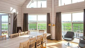 House | Dining