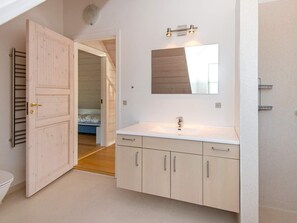 Bathroom - 10 Person Holiday Home in Harboore (Harboore)