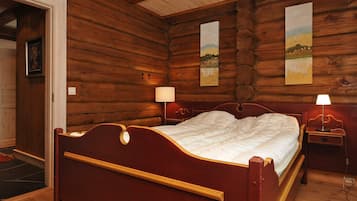 5 bedrooms
