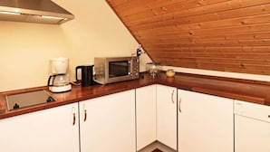 Apartamento | Cocina privada | Trona infantil
