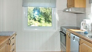 House | Private kitchen - Holiday Home in Vevang (Hustadvika)