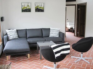 DVD player - Modern Holiday Home in Hals Near Sea (Hals)