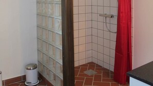 Bathroom - Modern Holiday Home in Hals Near Sea (Hals)