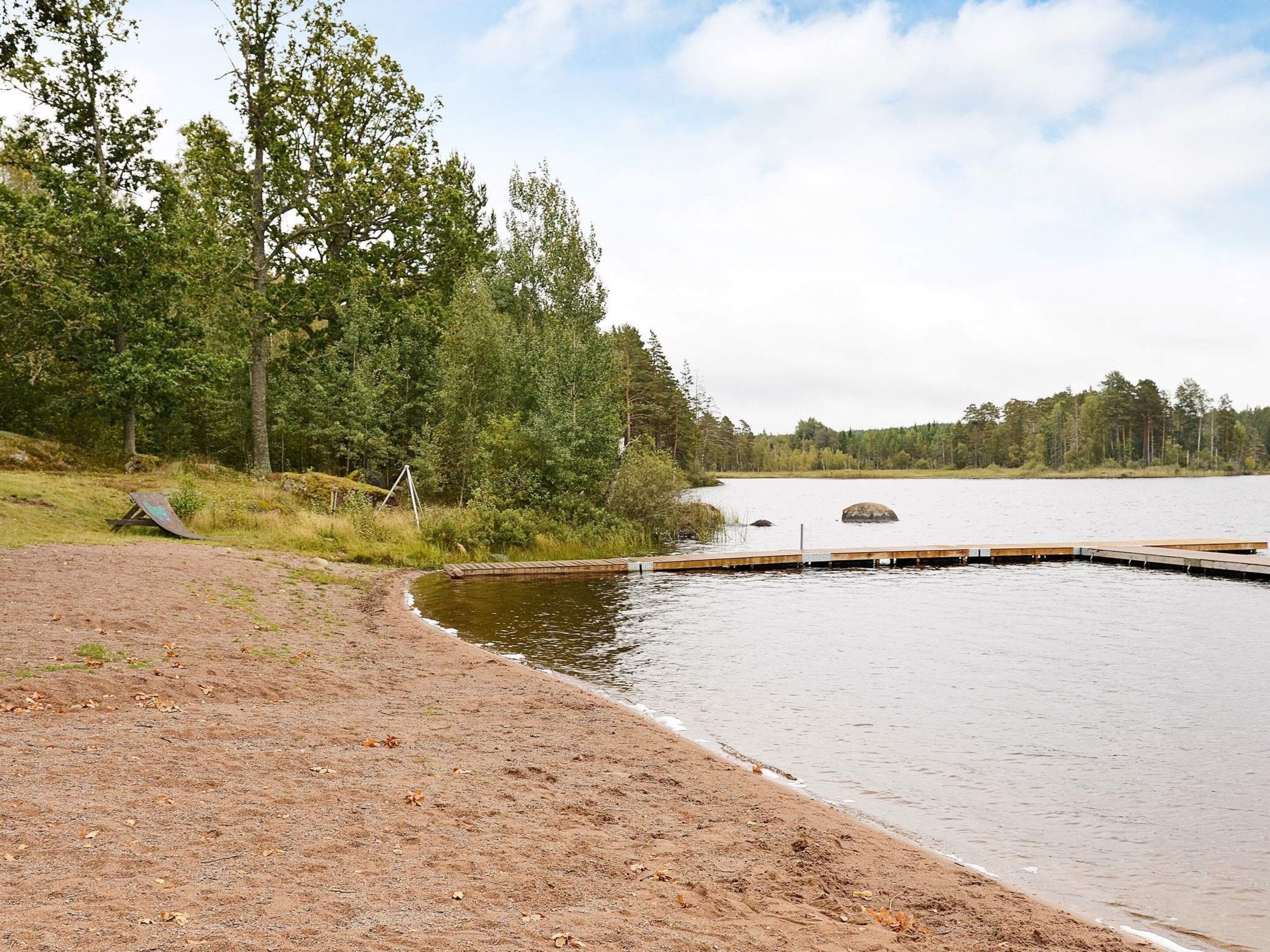 Hus | Utsikt mot vann