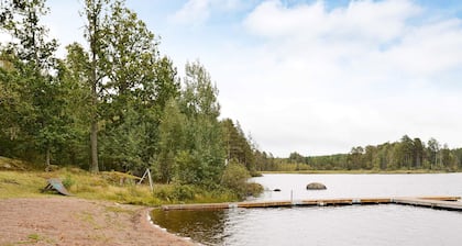 6 Person Holiday Home in Paulistrom