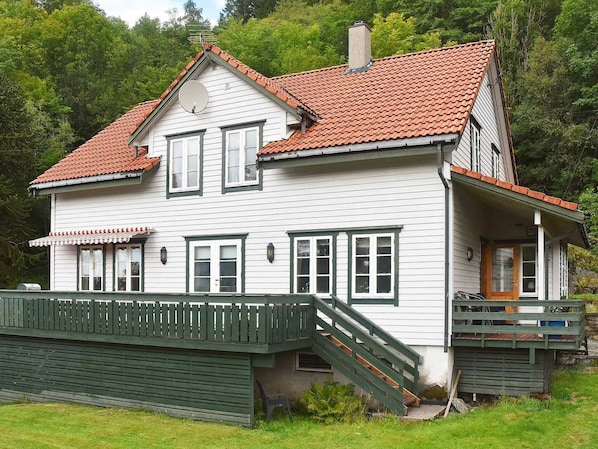 House | Exterior