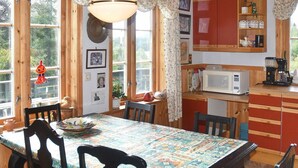 Dining - 8 Person Holiday Home in Lonevåg (Osteroy)