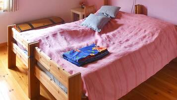 4 bedrooms, individually furnished