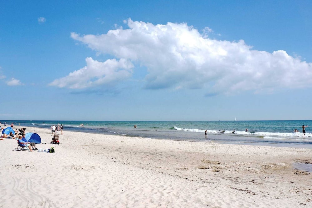 6 Person Holiday Home in Loderup - Sandhammaren