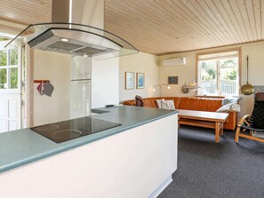 House | Private kitchen | Highchair