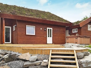 House | Exterior - Holiday Home in Vevang (Hustadvika)
