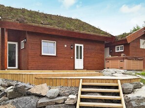 House | Exterior - Holiday Home in Vevang (Hustadvika)