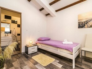 2 habitaciones, tabla de planchar con plancha y wifi gratis