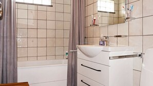 Shower - 8 Person Holiday Home in Ystad (Ystad)