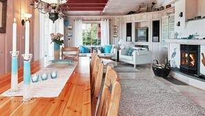 Dining - Holiday Home in Lysøysundet (Bjugn)