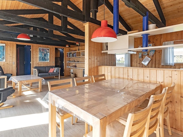 House | Dining