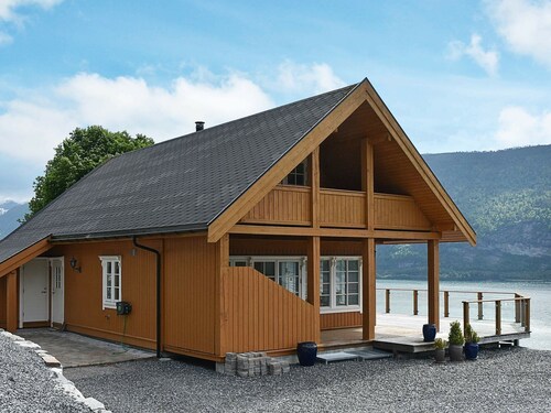 6 Person Holiday Home in Stryn