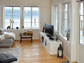 Living room - 6 Person Holiday Home in Stryn (Stryn)