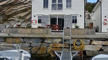 House | Property grounds