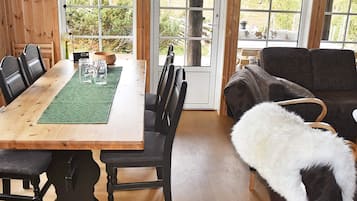 House | Dining