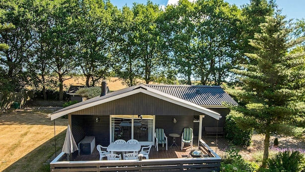 Exterior - Lush Holiday Home in Knebel With Rooftop Terrace (Knebel)