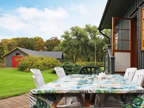 Exterior - Holiday Home in Askeröarna (Hjaelteby)