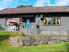 Exterior - Holiday Home in Askeröarna (Hjaelteby)